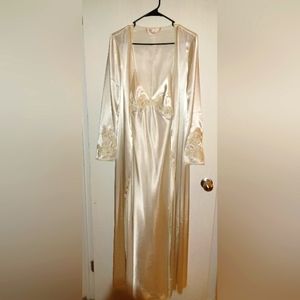 Victoria Secret nightgown & robe